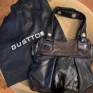 Authentic Gusto Black/Brown Patent and Leather Bag